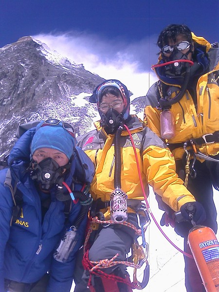 世界級高山,世界級收費